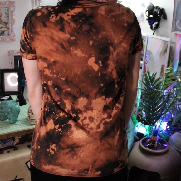 Upcycled Iron Maiden bleached t-shirt - Picture 4 of 6